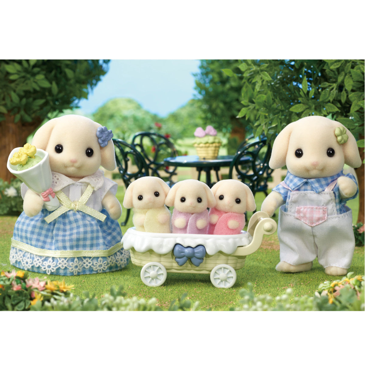 Calico Critters Flora Rabbit Family-EPOCH Everlasting Play-Little Giant Kidz