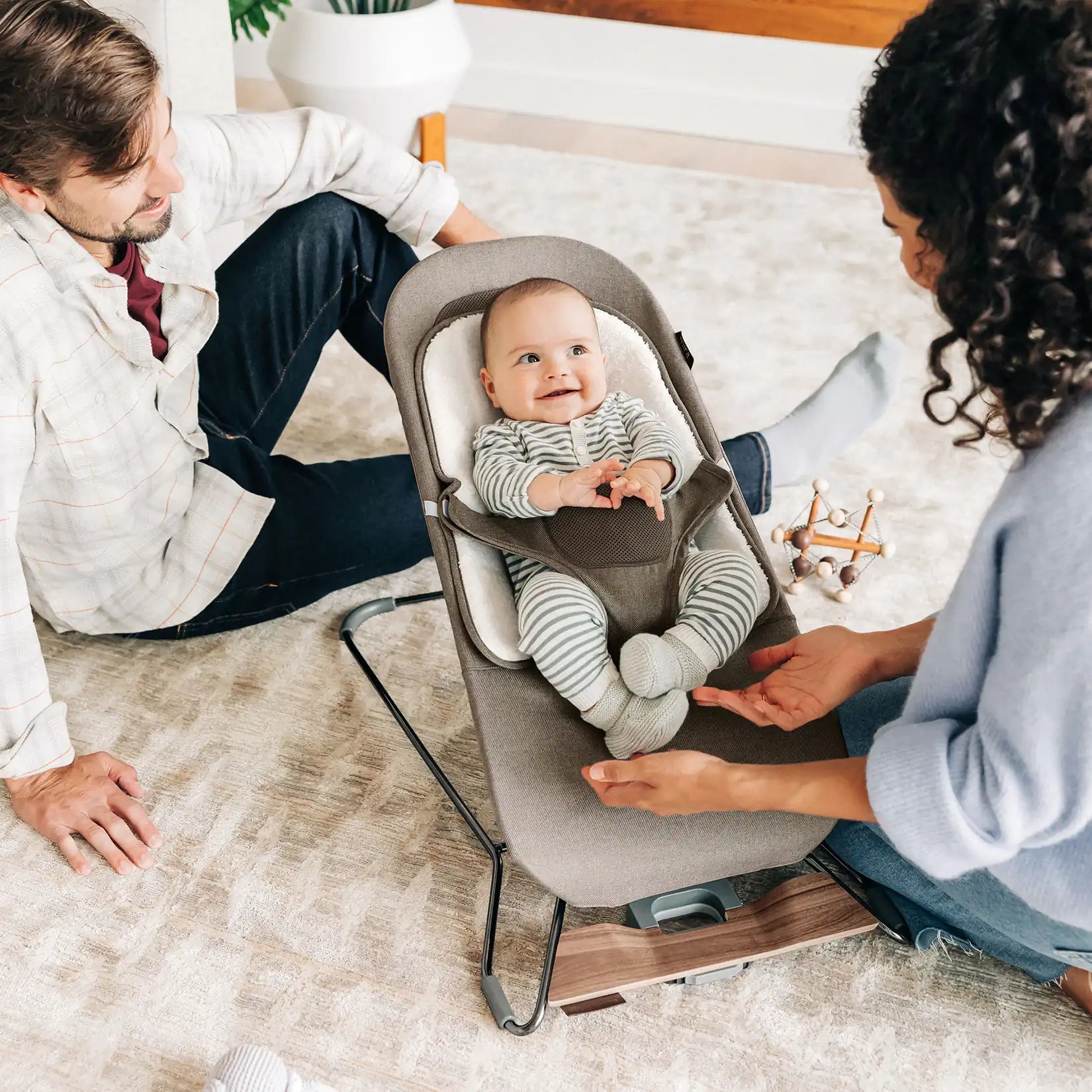 UPPAbaby Mira Bouncer - Cozy, Calming, Comfort.™-UPPABABY-Little Giant Kidz