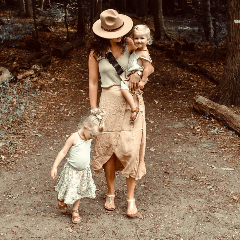 Wildride Baby Carrier- Beige-WILDRIDE-Little Giant Kidz