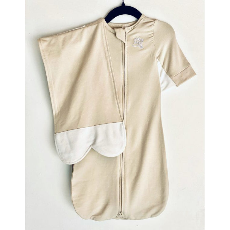 Butterfly Swaddle Medium/Large (0-3M - 12-17 lbs.)-Butterfly Swaddle Inc-Little Giant Kidz