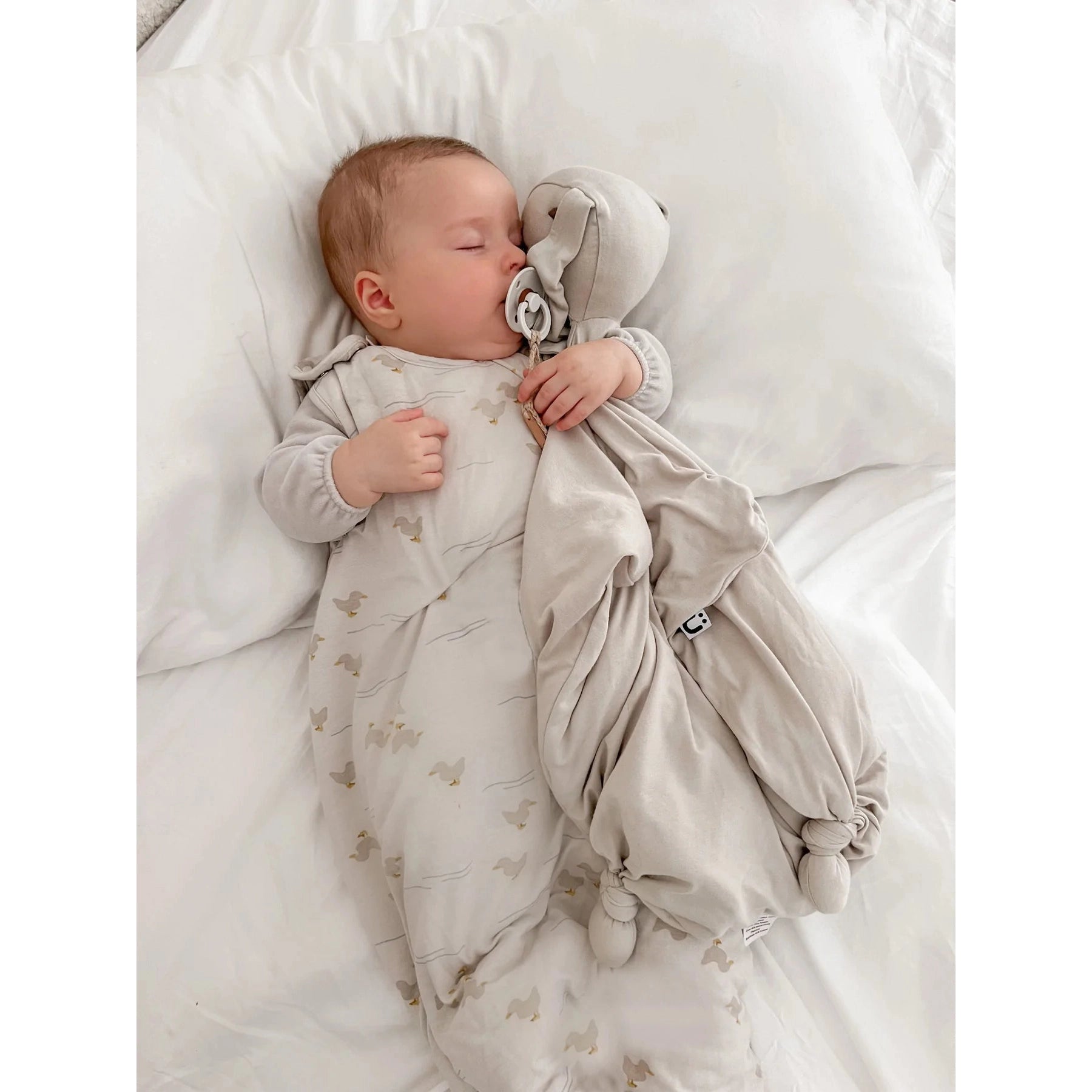 Gunamuna Lucy Lovey Friend - Oatmeal-GUNAMUNA-Little Giant Kidz