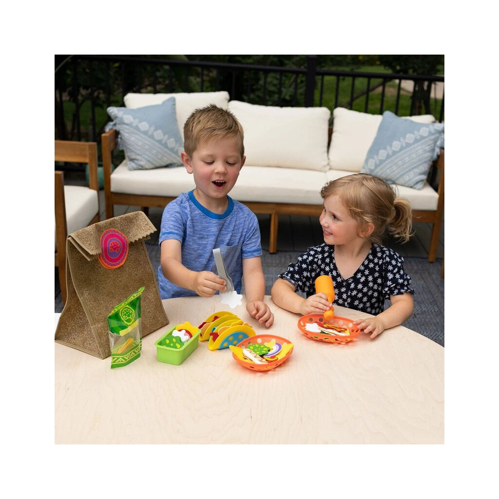Fat Brain Pretendables Nacho Set-FATBRAIN-Little Giant Kidz