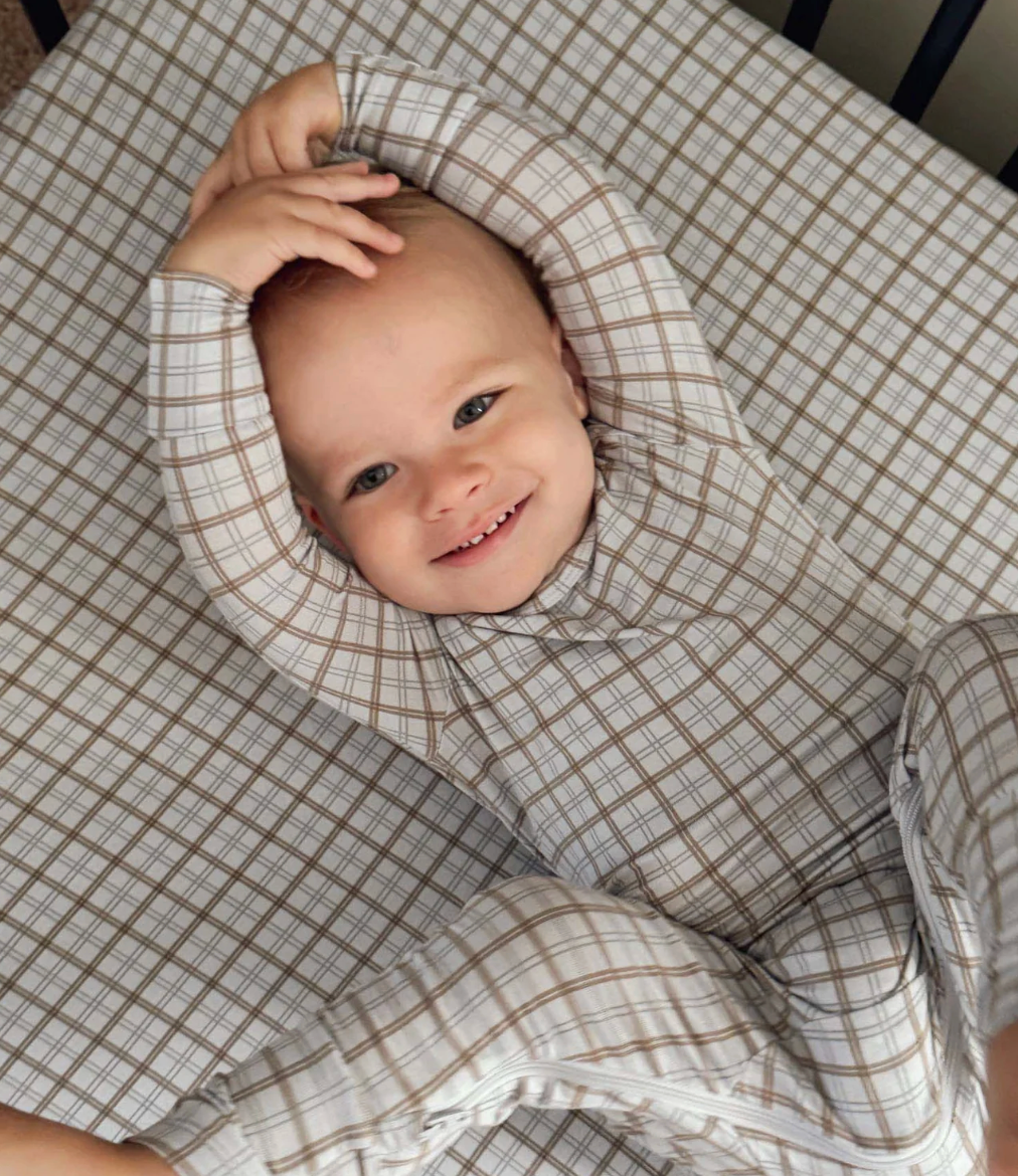 Gunamuna Crib Sheet - Plaid