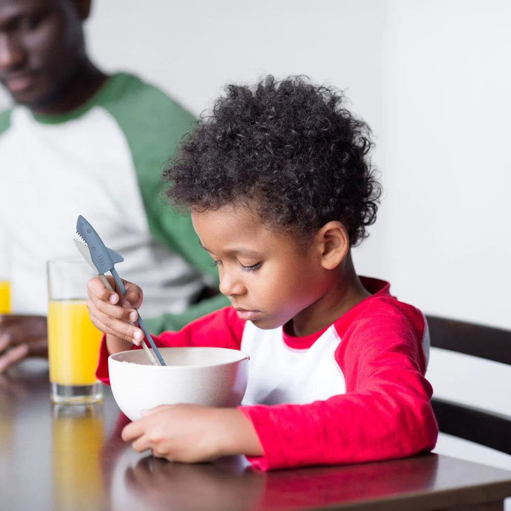 Fred Munchtime Chomping Chopsticks - Shark-Fred-Little Giant Kidz