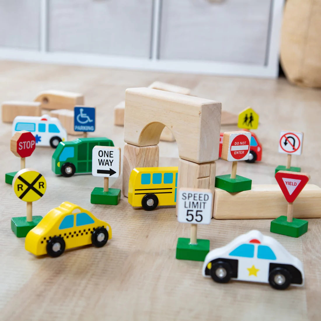 Melissa & Doug Wooden Vehicles & Traffic Signs-MELISSA & DOUG-Little Giant Kidz