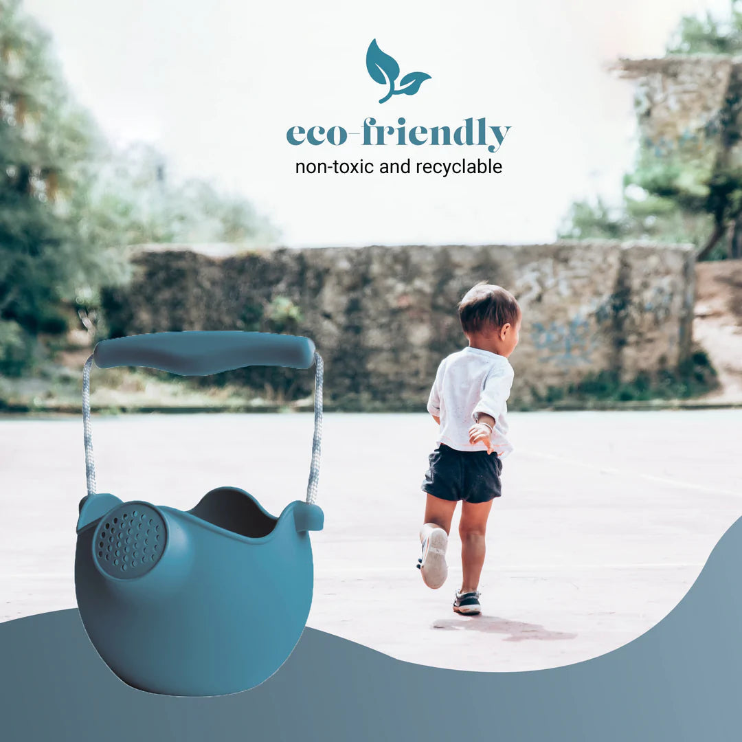 Scrunch Silicone Watering Can Grey Blue - Roll it, Fold it, Scrunch it!-DAM Good Ideas-Little Giant Kidz